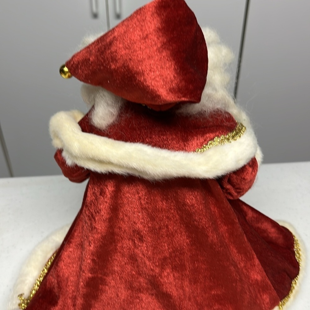 Santa Tree Topper - Picture 2 of 9